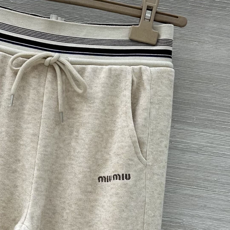 MIU MIU